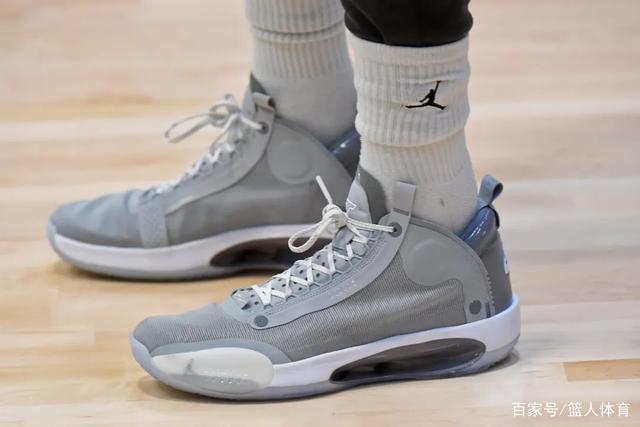 范戴克单场132次成功传球 创本赛季英超新纪录